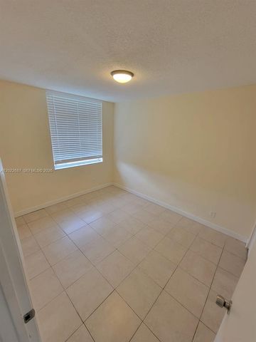 3470 Foxcroft Rd 307, Miramar, FL 33025