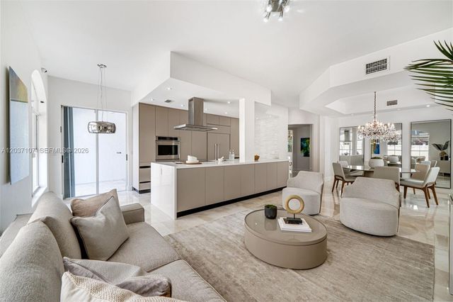 21156 NE 33rd Avenue, Aventura, FL 33180