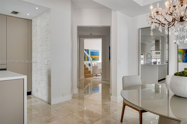 21156 NE 33rd Avenue, Aventura, FL 33180