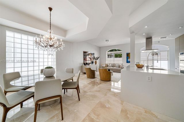 21156 NE 33rd Avenue, Aventura, FL 33180