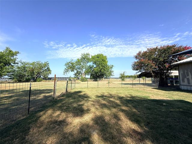 1133 Rs County Road 1525, Point, TX 75472