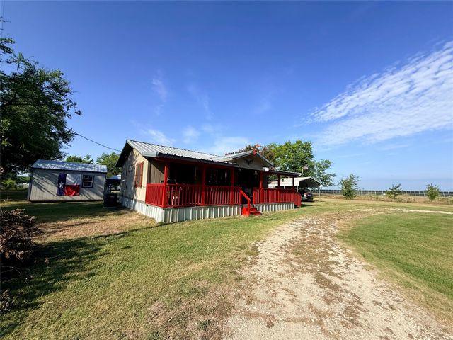 1133 Rs County Road 1525, Point, TX 75472