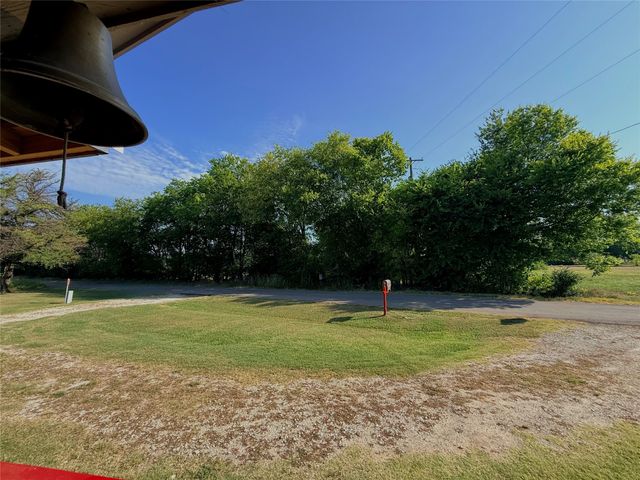 1133 Rs County Road 1525, Point, TX 75472