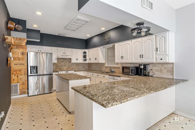 162 Greenwood Drive, Daphne, AL 36526