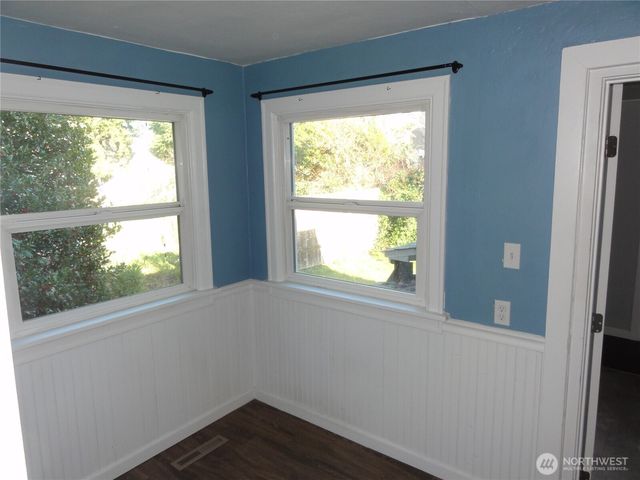 1126 N Callow Avenue, Bremerton, WA 98312