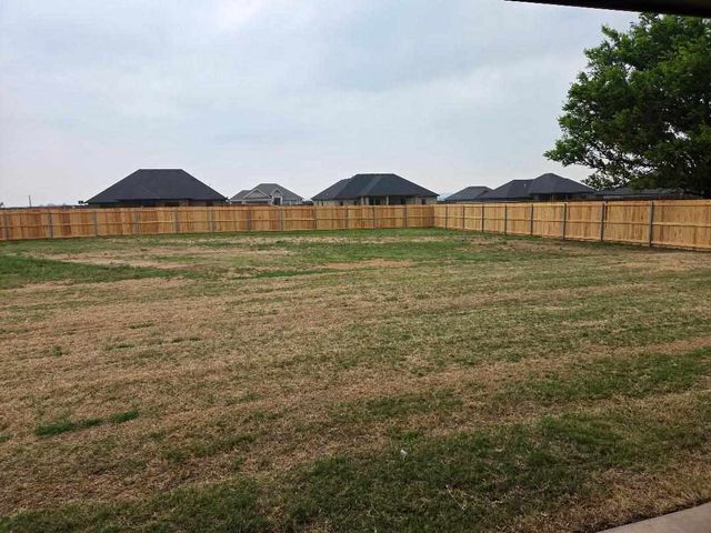 5512 NE Minnow Ln, Elgin, OK 73538