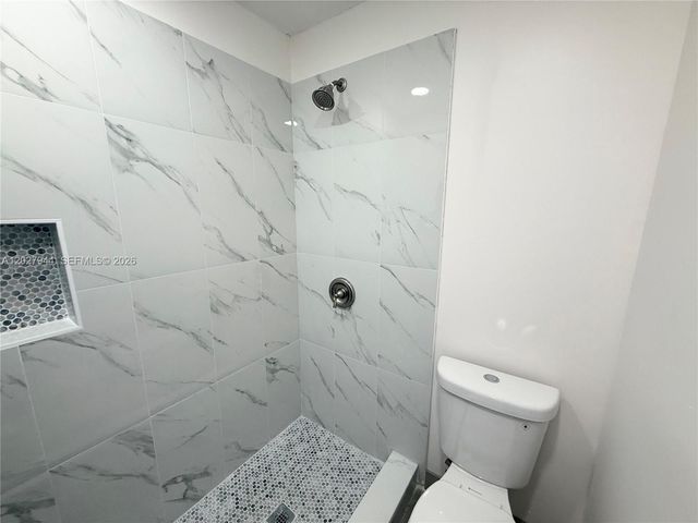 9788 NW 3rd Mnr, Coral Springs, FL 33071