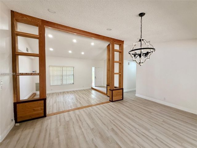 9788 NW 3rd Mnr, Coral Springs, FL 33071