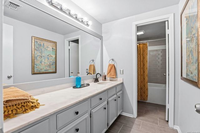 3678 Hidden Dr Apt 103, San Antonio, TX 78217