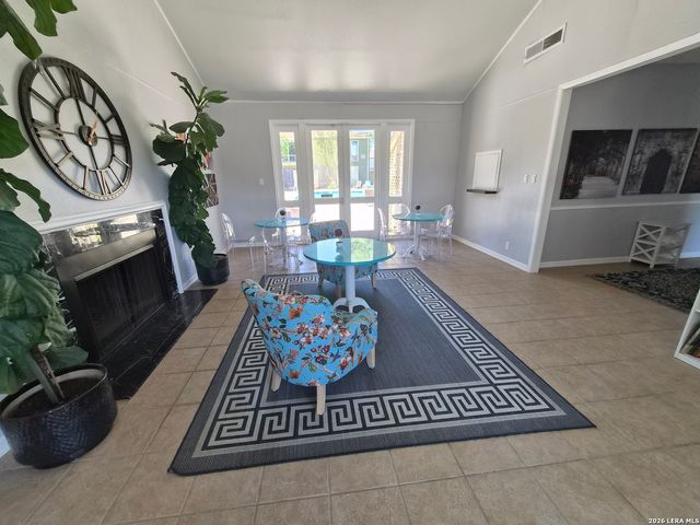 3678 Hidden Dr Apt 103, San Antonio, TX 78217