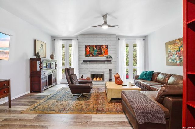 3678 Hidden Dr Apt 103, San Antonio, TX 78217