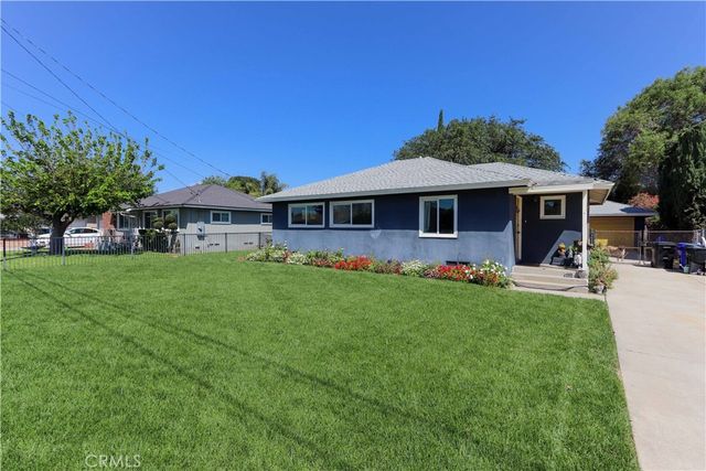 212 W Victoria, Rialto, CA 92376