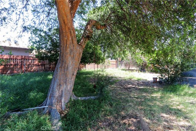 212 W Victoria, Rialto, CA 92376