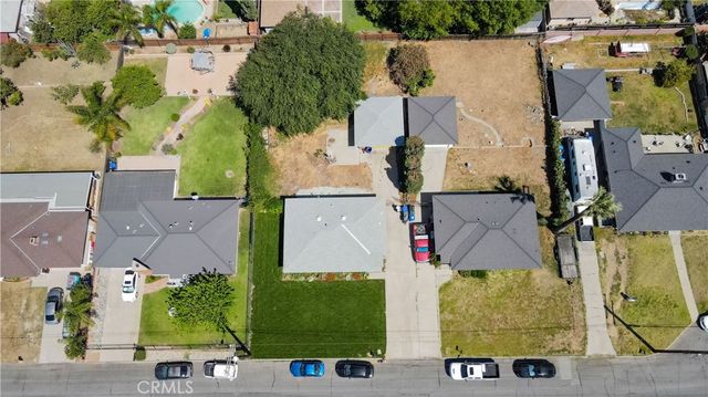 212 W Victoria, Rialto, CA 92376