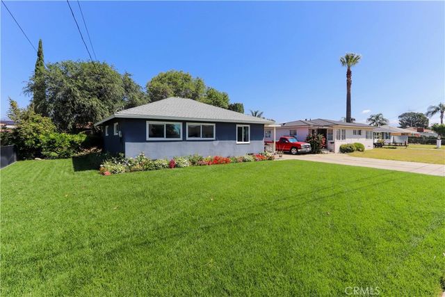 212 W Victoria, Rialto, CA 92376