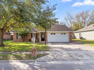 2208 Gontier Drive, Bay City, TX 77414