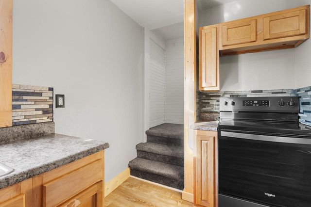 41 MILL STREET, Oshkosh, WI 54901