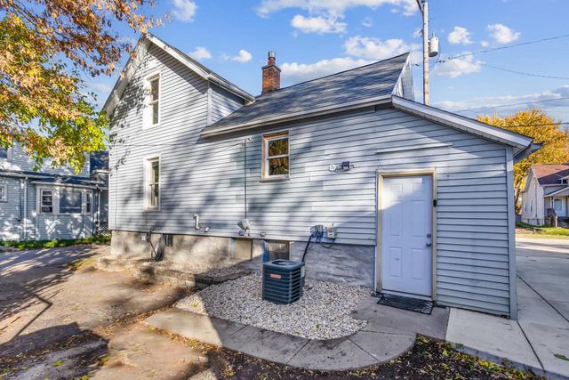 41 MILL STREET, Oshkosh, WI 54901