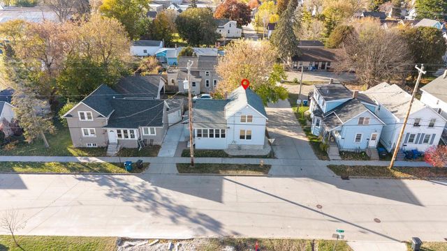 41 MILL STREET, Oshkosh, WI 54901