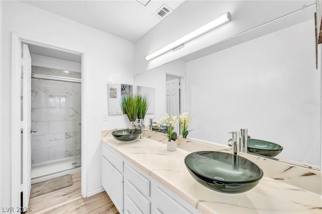 2725 South Nellis Boulevard 2103, Las Vegas, NV 89121 — exterior