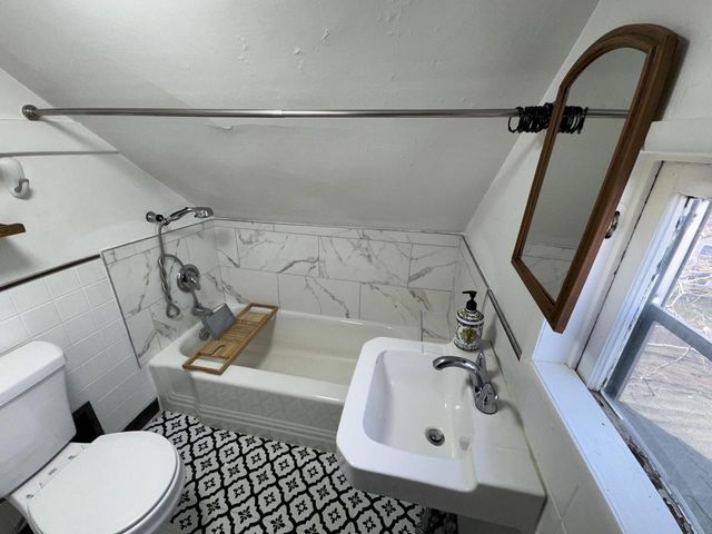 7116 27th AVENUE, Kenosha, WI 53143