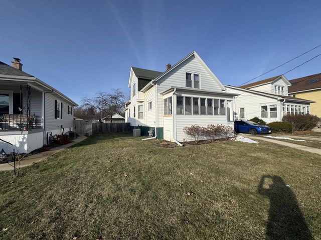 7116 27th AVENUE, Kenosha, WI 53143