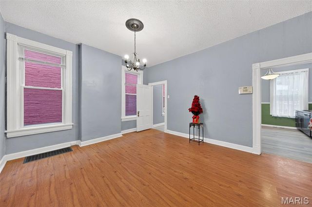 2605 Michigan Avenue, St Louis, MO 63118