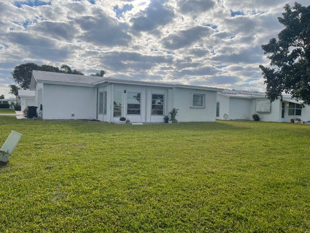 131 NW 14th Street, Boynton Beach, FL 33426