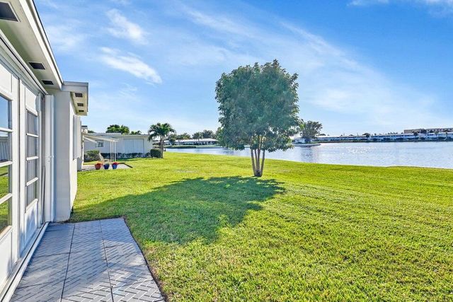 131 NW 14th Street, Boynton Beach, FL 33426