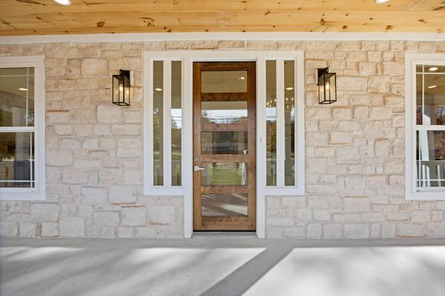 1510 N Three Notch Road, Ringgold, GA 30736