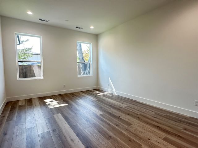 3908 Rochelle Drive, Dallas, TX 75220