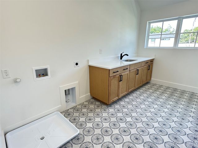 3908 Rochelle Drive, Dallas, TX 75220