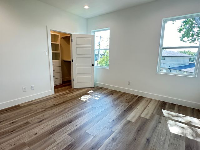 3908 Rochelle Drive, Dallas, TX 75220