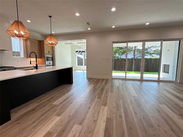 3908 Rochelle Drive, Dallas, TX 75220