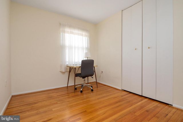 8245 VICTORIA RD, Millersville, MD 21108