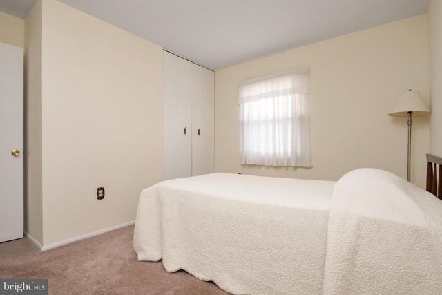 8245 VICTORIA RD, Millersville, MD 21108