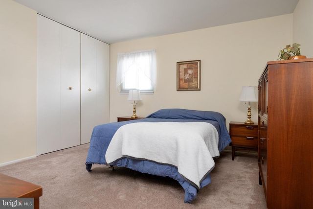 8245 VICTORIA RD, Millersville, MD 21108