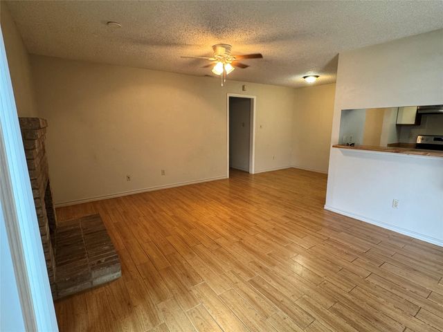 2621 Gwendolyn LN A, Austin, TX 78748