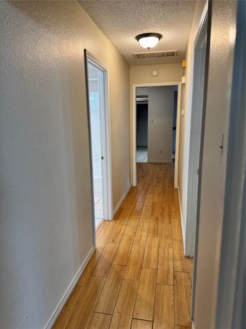 2621 Gwendolyn LN A, Austin, TX 78748