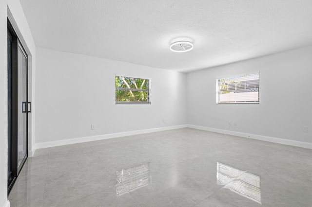 22390 SW 66th Avenue, Boca Raton, FL 33428