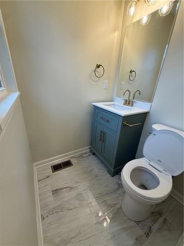 704 Logan Street, Harrisonville, MO 64701