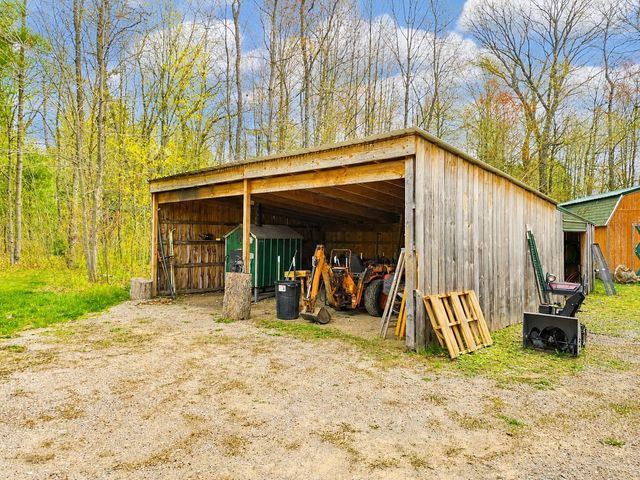 4628 N Filter Road, Harrison, MI 48625