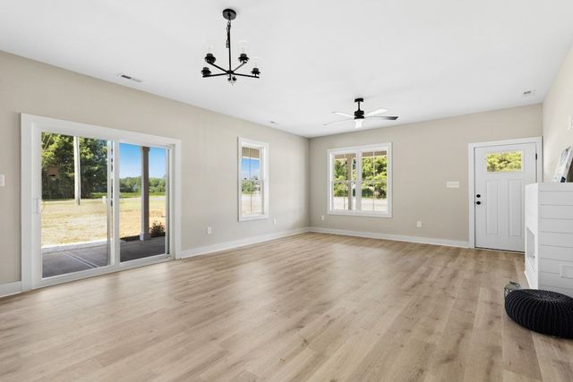 2380 Old Route 22 Road, Kenly, NC 27542