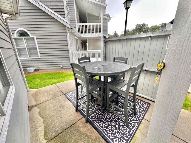 1537 N Oakhill Drive, South Bend, IN 46637