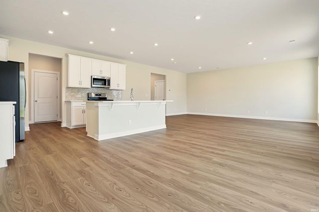 4700 Jackson Drive, Newburgh, IN 47630