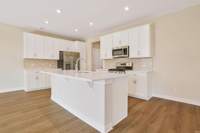 4700 Jackson Drive, Newburgh, IN 47630