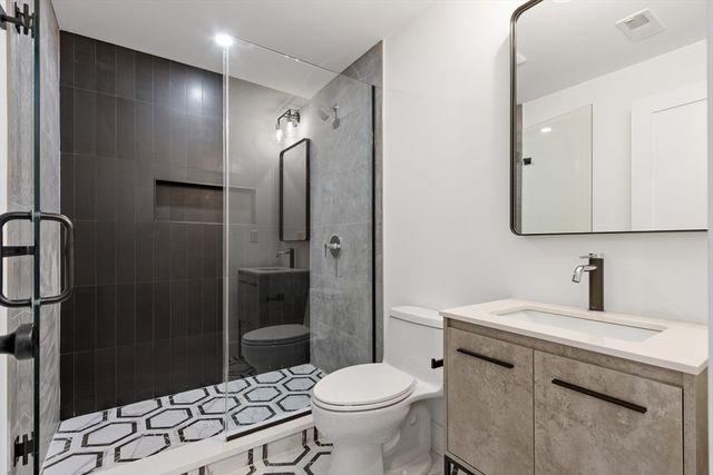 236 Chapel Street 1, Newton, MA 02458