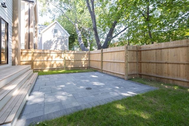 236 Chapel Street 1, Newton, MA 02458