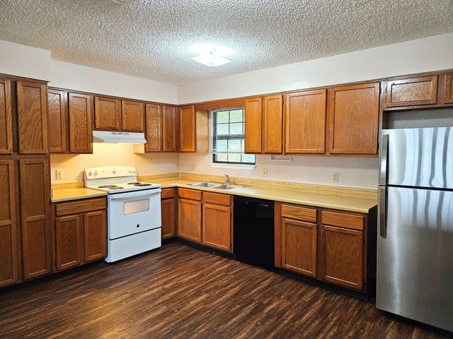 6321 Richland Plaza Drive D, North Richland Hills, TX 76180