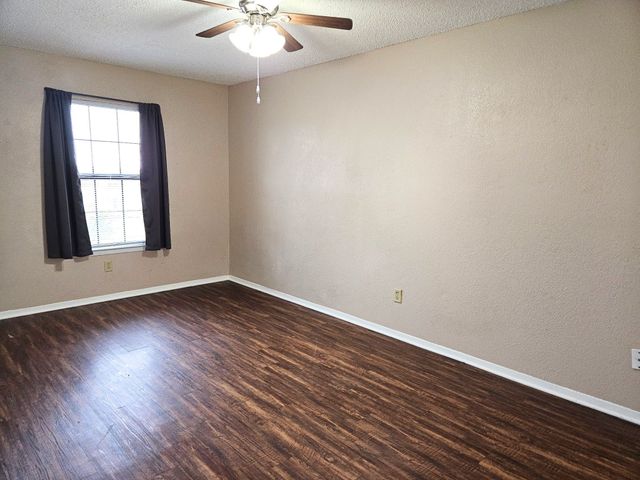 6321 Richland Plaza Drive D, North Richland Hills, TX 76180